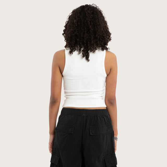 Model wears Luke Walker Obscura Rib Tank Natural White Tanks in White - Image 3