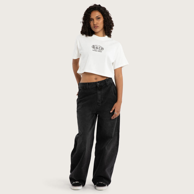 Model wears Frost Crop Tee White T-Shirts in White Image - 5