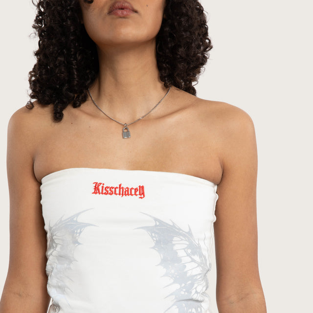 Model wears Reborn Bandeau Top Optical White T-Shirts in Black Image - 3