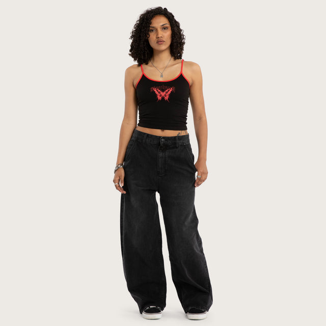 Model wears Lycoris Crop Cami Black Cami in Black Image - 5
