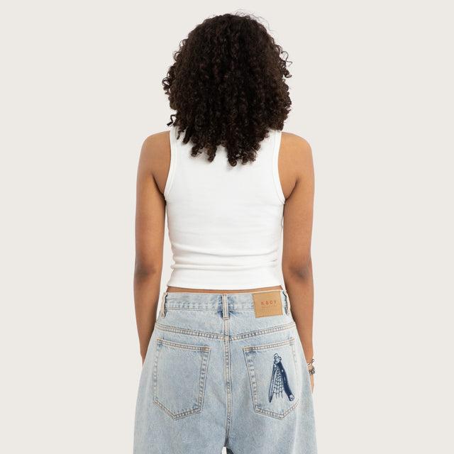 Model wears Blanc Rib Tank White Tanks in White Image - 3
