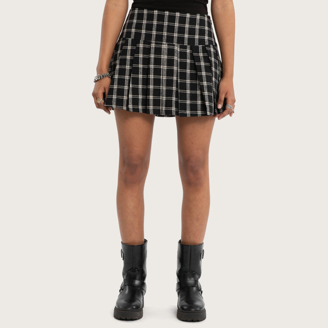 Tempest Pleated Skirt Black/White Check