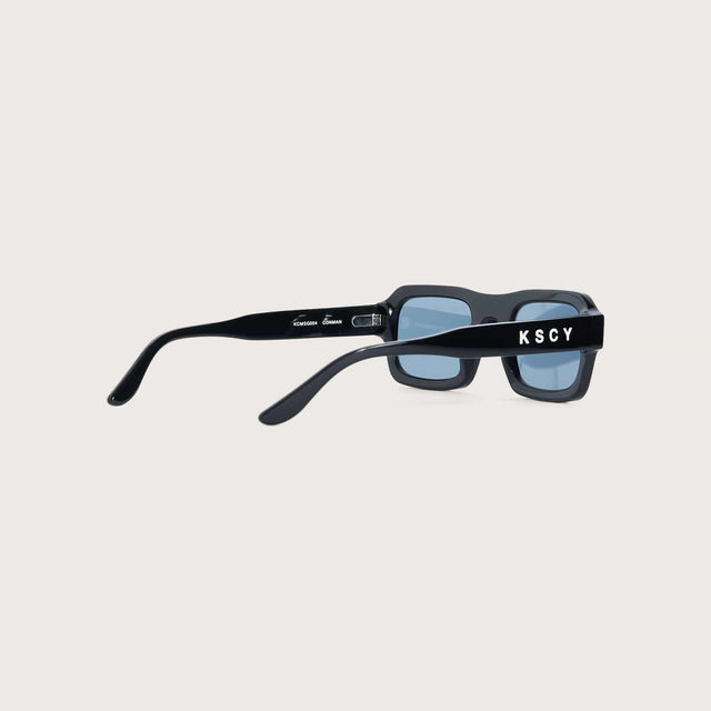 Conman Sunglasses Transparent Blue