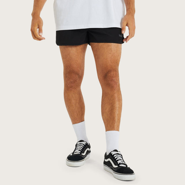 Darkside Runner Shorts Jet Black