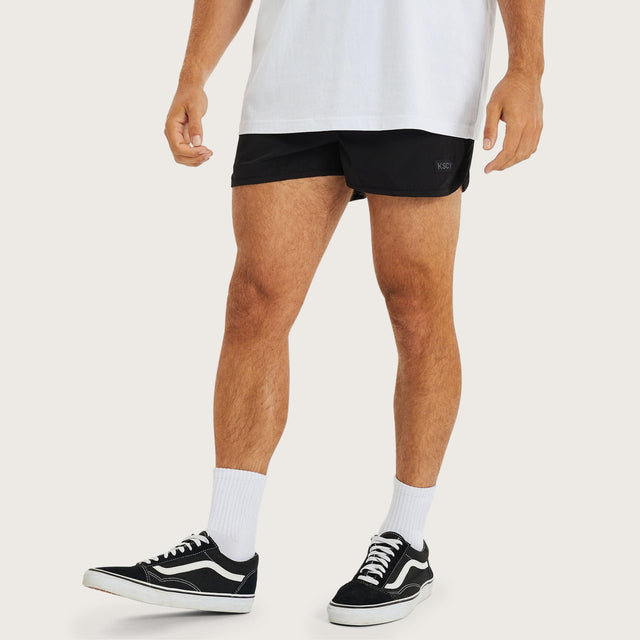 Darkside Runner Shorts Jet Black