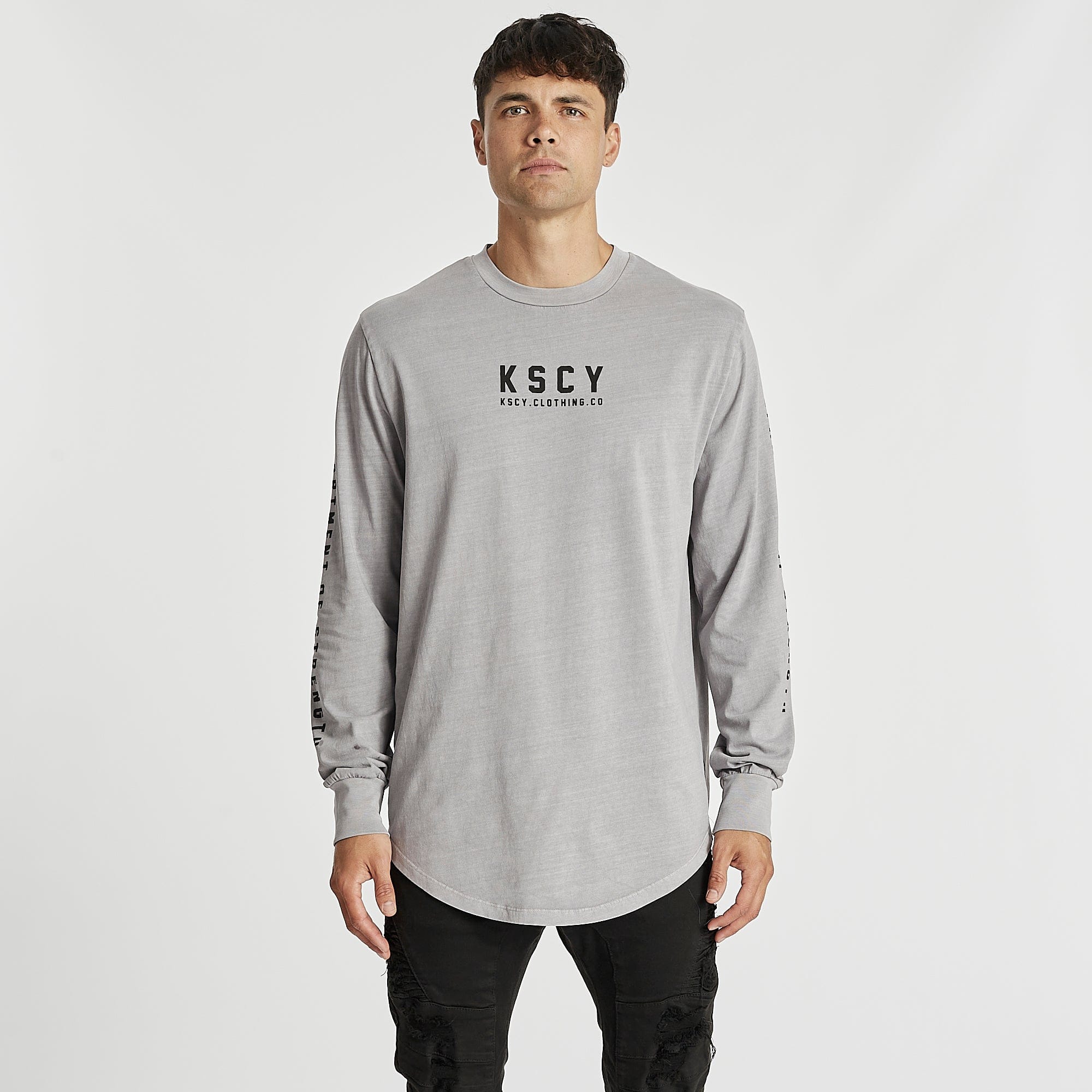 Blind Dual Curved Long Sleeve T-Shirt Pigment Gull
