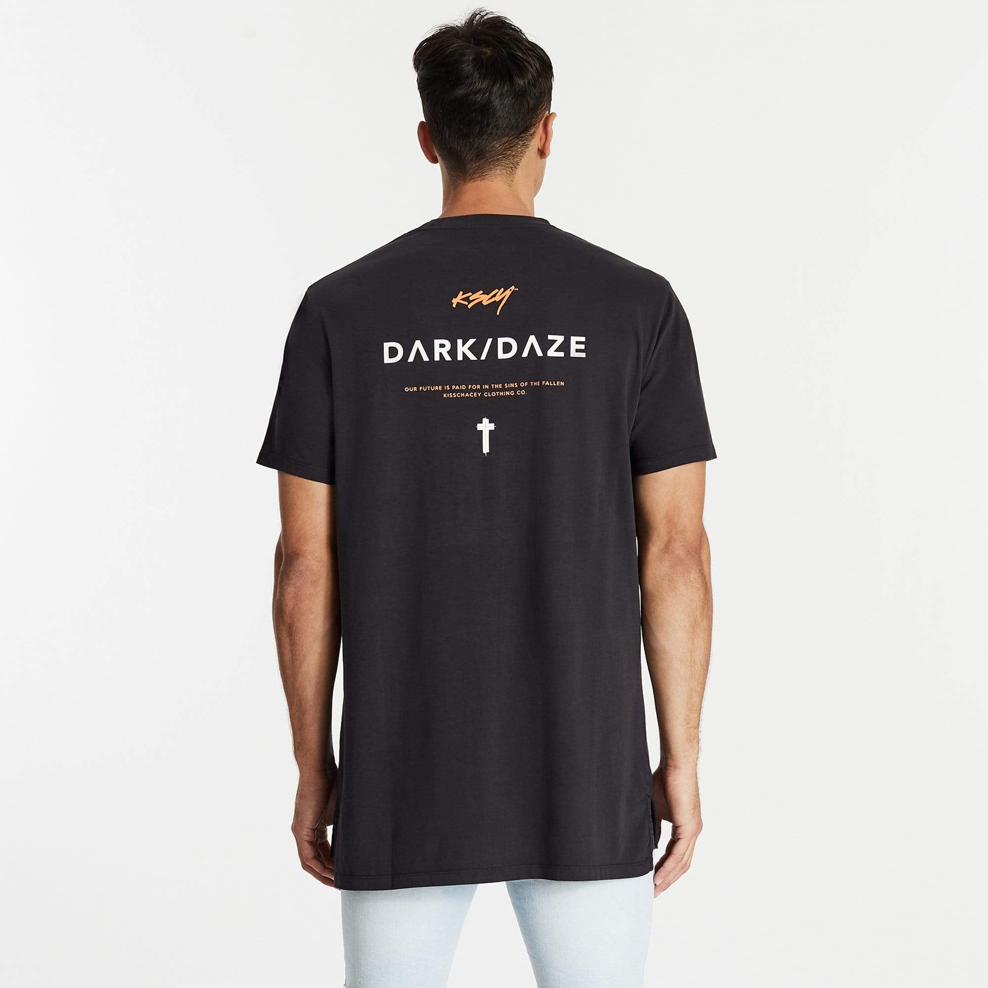 Dazed Step Hem T-Shirt Pigment Black
