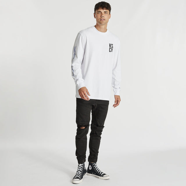 Distance Relaxed Long Sleeve T-Shirt White