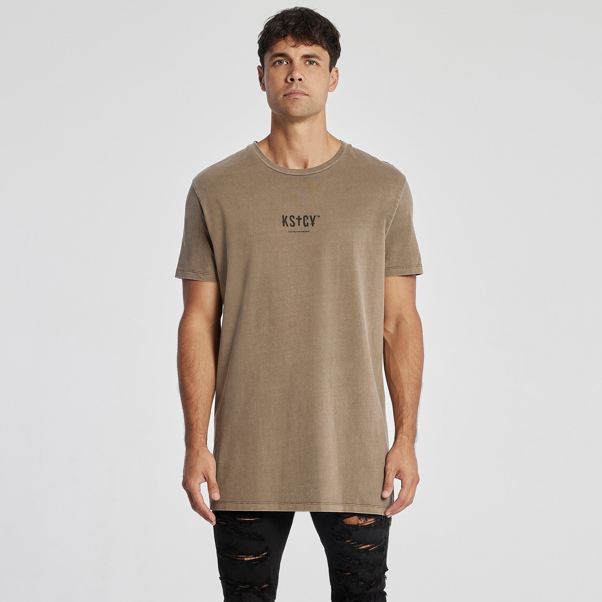 Enemy Step Hem T-Shirt Pigment Warm Taupe