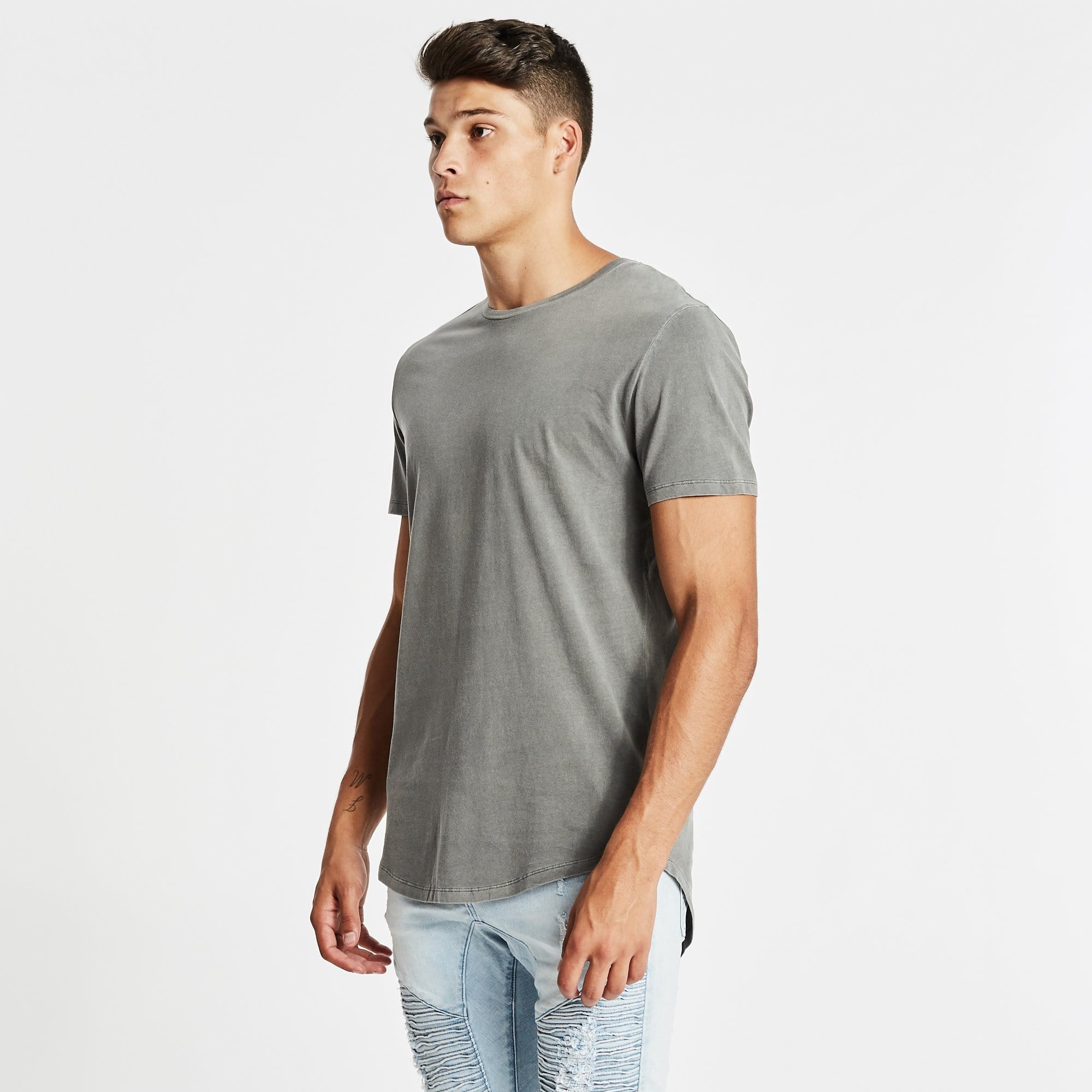 Essential Dual Curved Hem T-Shirt Pigment Charcoal