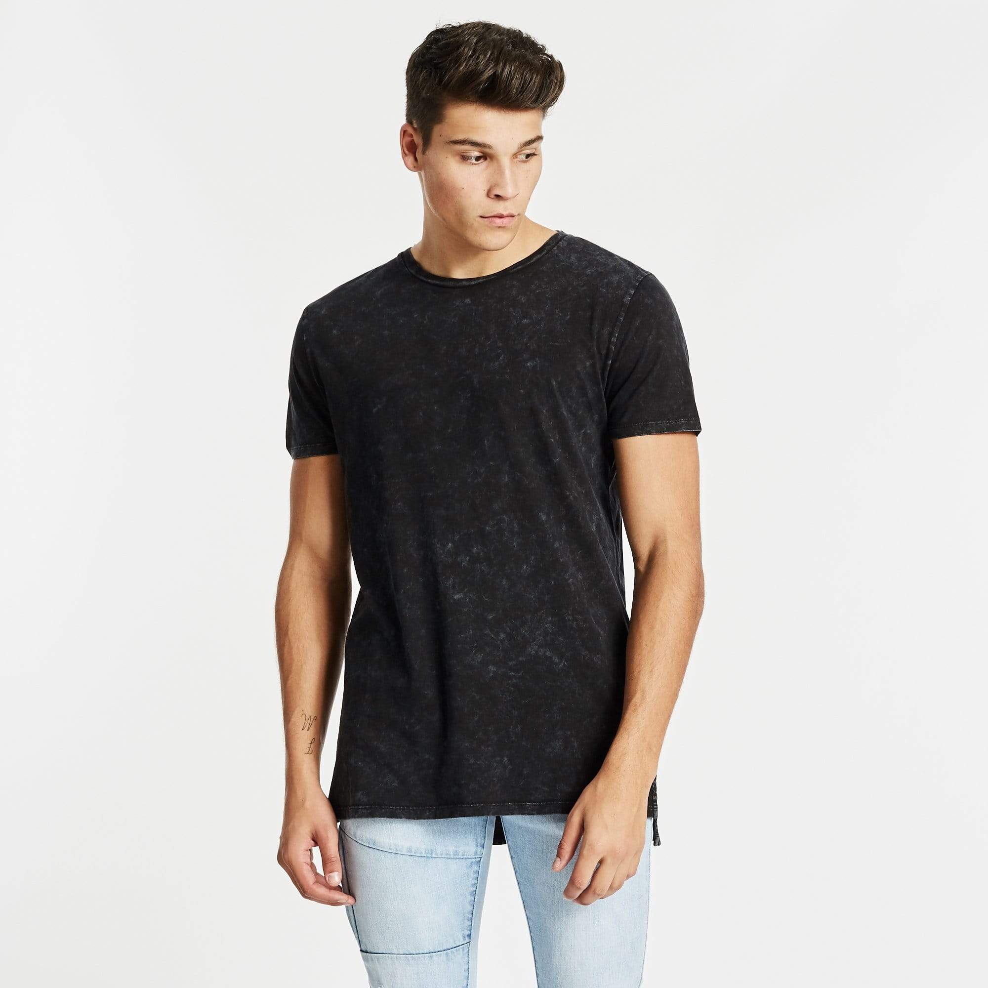 Pace Step Hem T-Shirt Acid Black