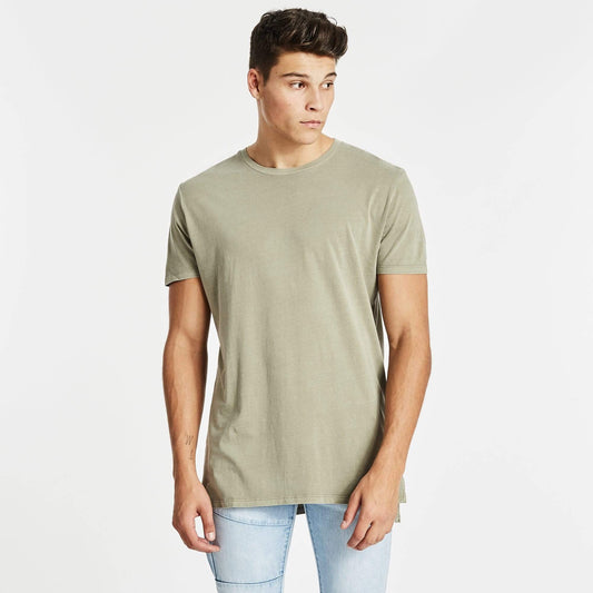 Pace Step Hem T-Shirt Pigment Khaki