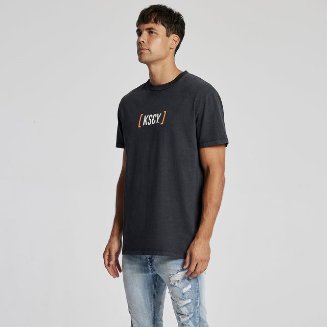 Resistance Relaxed T-Shirt Pigment Black