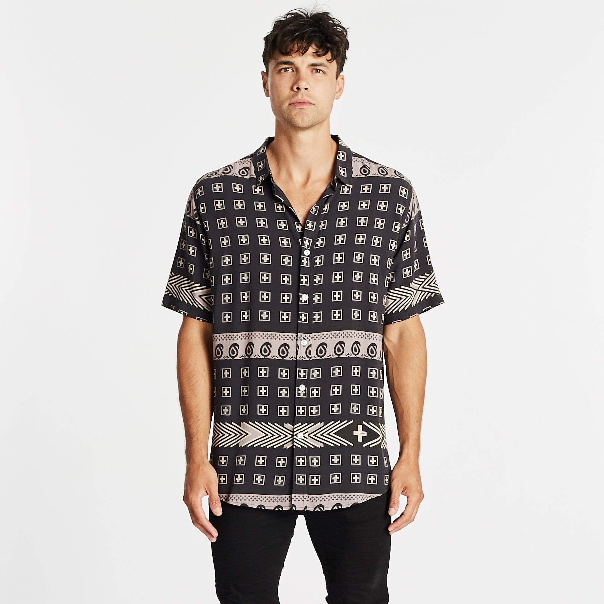 Southport Relaxed Short Sleeve Shirt Black Print